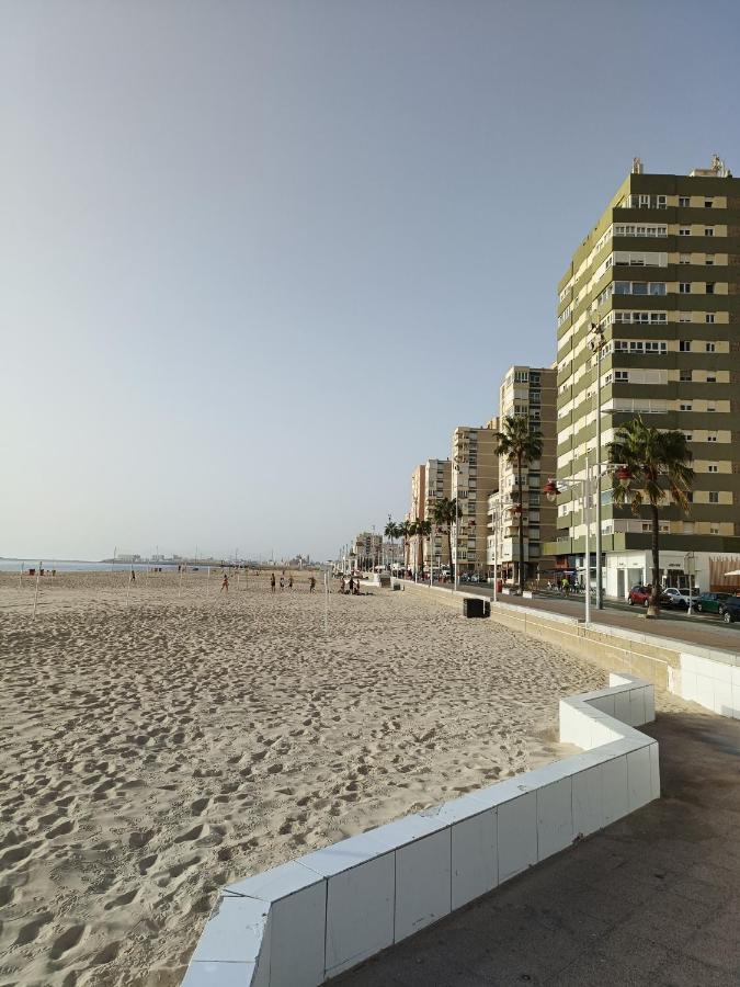 Piso Calidad Precio Junto A La Playa De La Victoria Apartment Cádiz Exterior foto