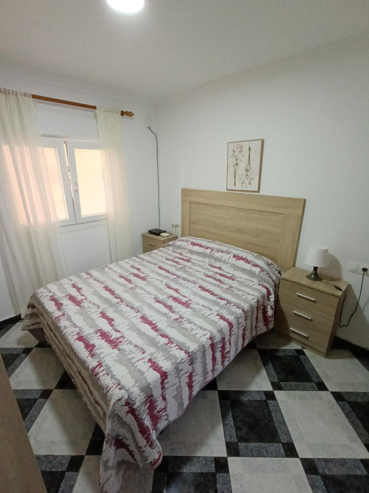 Piso Calidad Precio Junto A La Playa De La Victoria Apartment Cádiz Exterior foto
