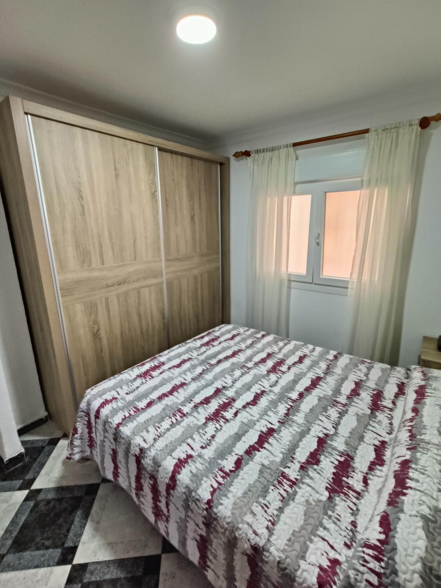 Piso Calidad Precio Junto A La Playa De La Victoria Apartment Cádiz Exterior foto
